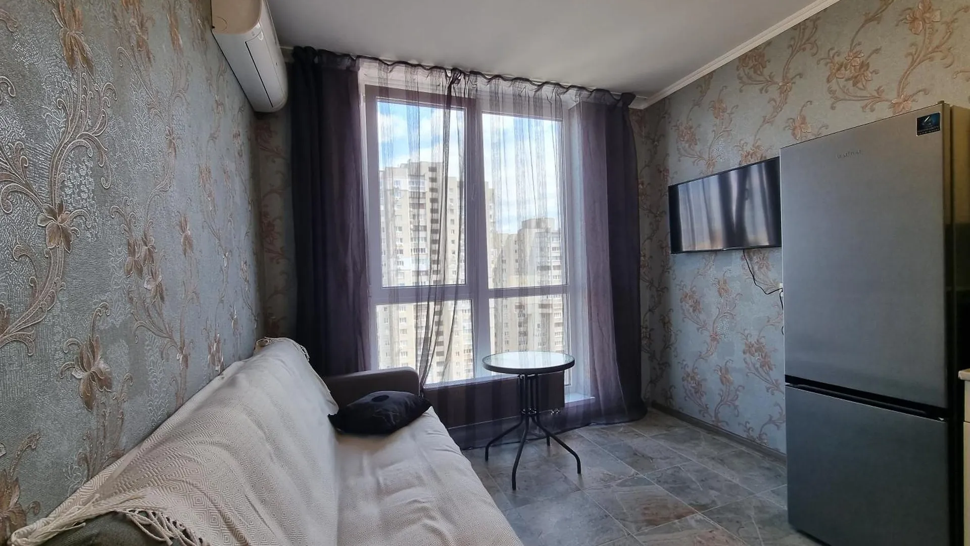 Apartment Панорамний Краєвид Поруч З Метро Kyiv Ukraine